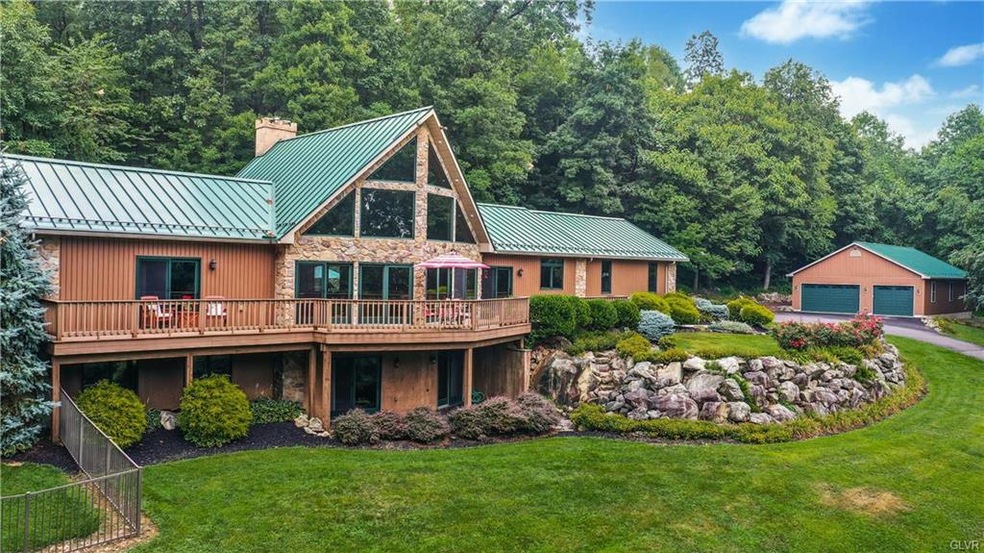 7557 Carls Hill Rd, Zionsville, PA 18092 - photo 1