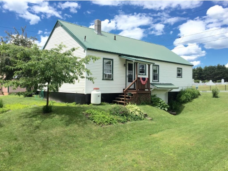 13 Southard St, Saint Johnsbury, VT 05819 - photo 1