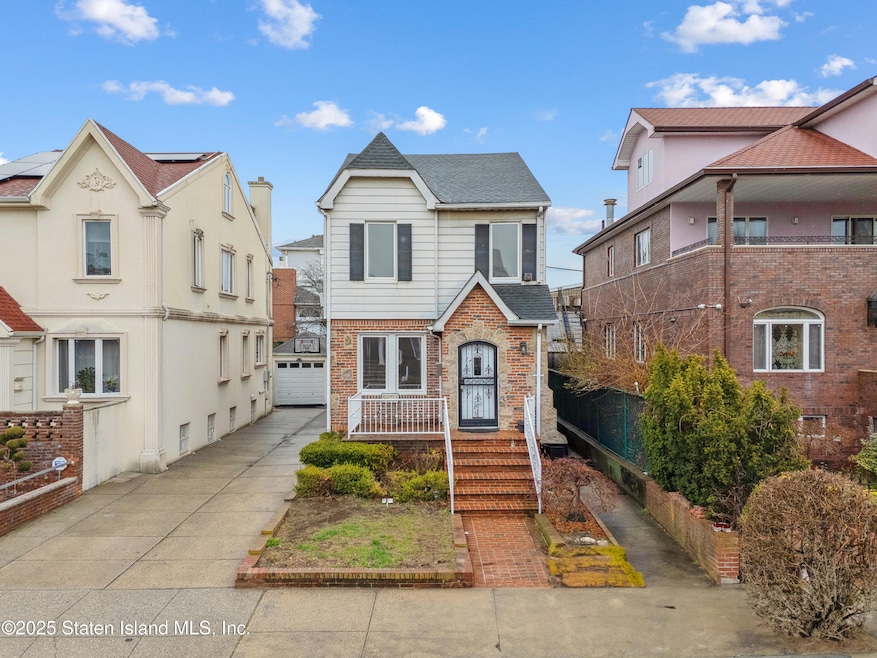 17 Coleridge St, Brooklyn, NY 11235 - photo 1