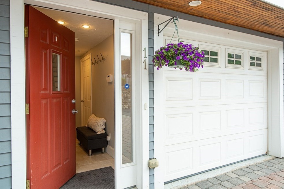 894 Main St unit 11, Wakefield, MA 01880 - photo 1