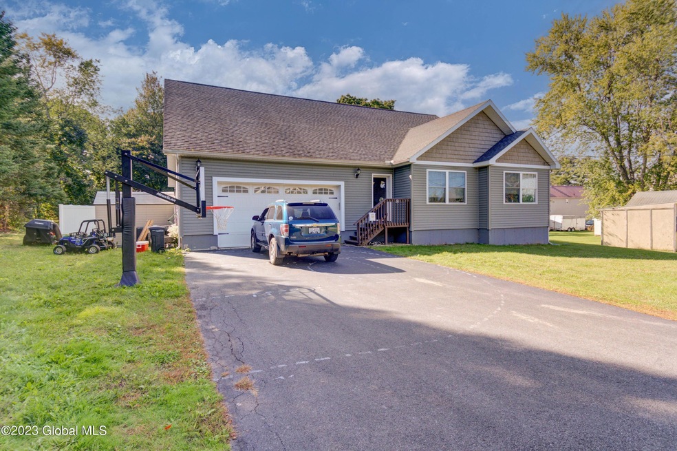 53 Mckinley Ave, Johnstown, NY 12095 - photo 1