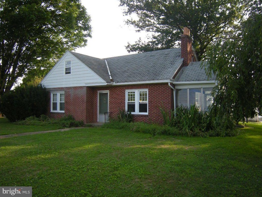 866 Pumping Station Rd, Kirkwood, PA 17536 - photo 1