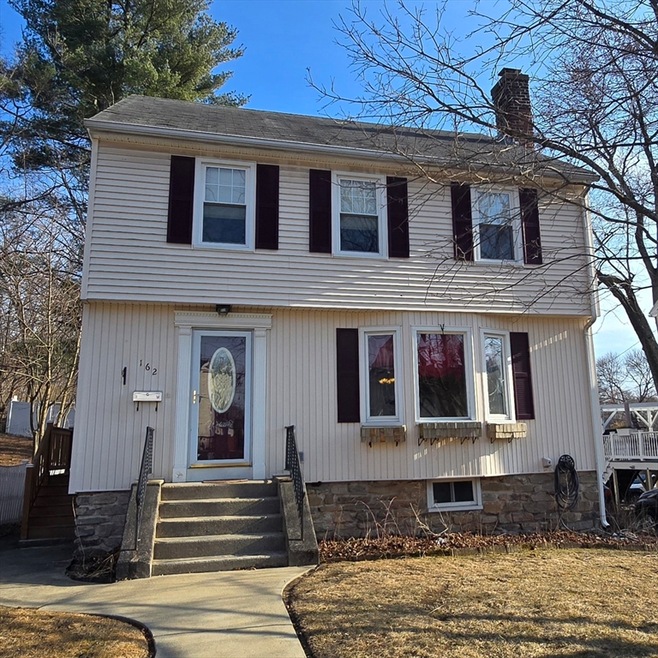 162 June St, Worcester, MA 01602 - photo 1