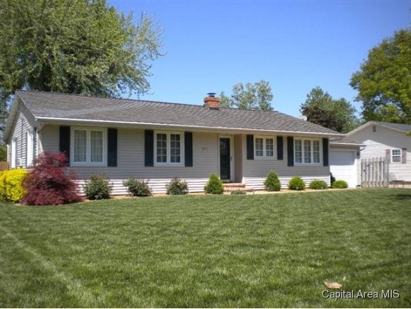 2010 Mound Rd, Jacksonville, IL 62650 - photo 1