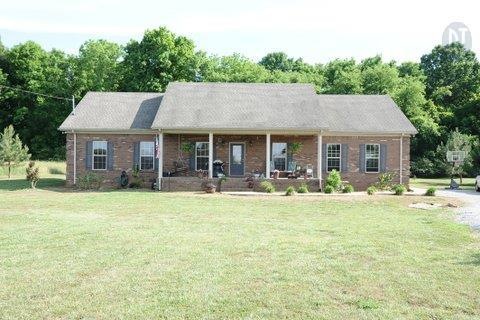 2801 Case Dr, Lewisburg, TN 37091 - photo 1