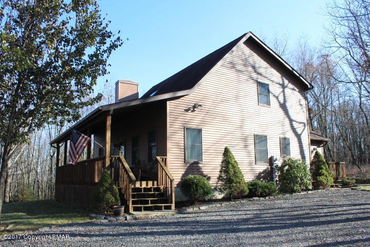 66 Honeysuckle Dr, Jim Thorpe, PA 18229 - photo 1