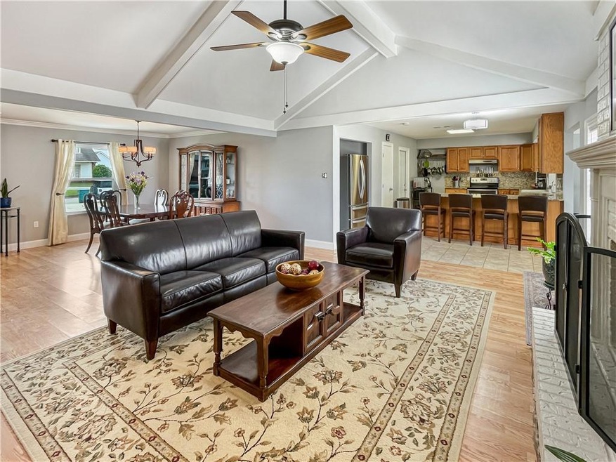 LIVING AND DINING