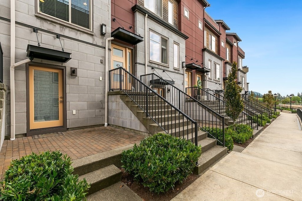 966 6th Walk NE, Issaquah, WA 98027 - photo 1