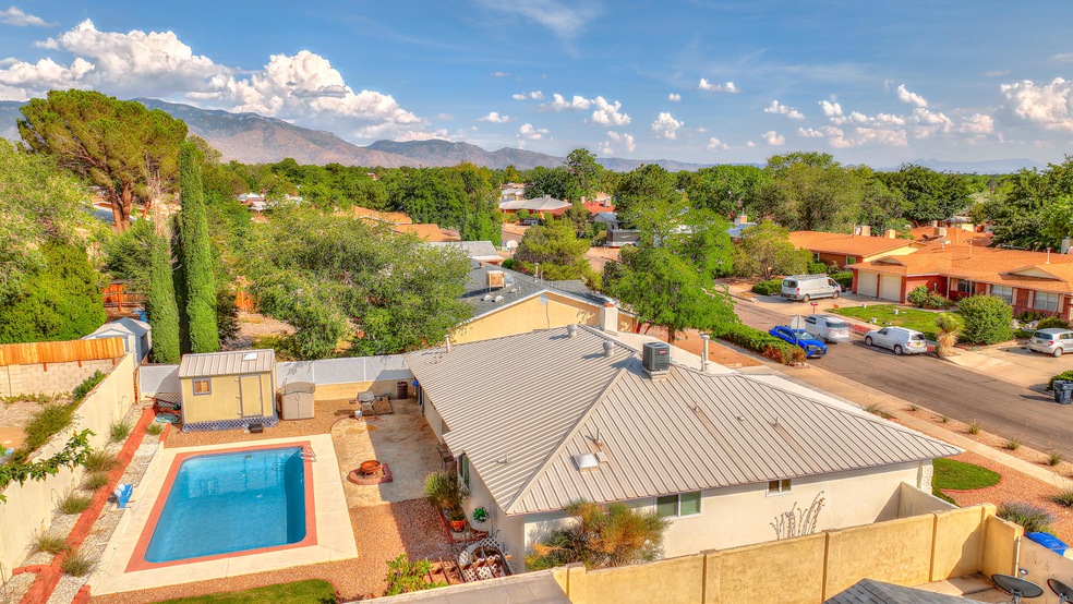 6605 Hensch Ave NE, Albuquerque, NM 87109 - photo 1