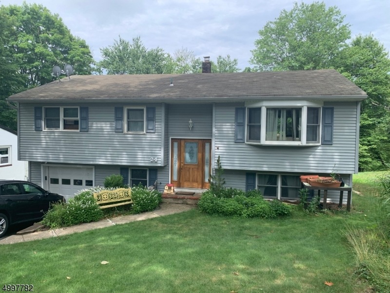 24 Shawnee Ave, Rockaway, NJ 07866 - photo 1