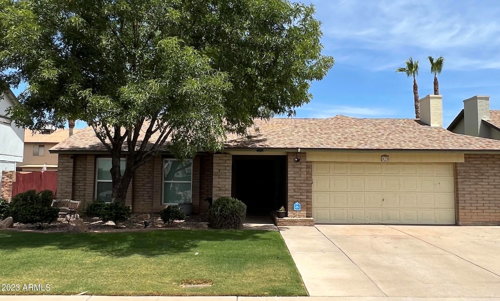 928 W Pecos Ave, Mesa, AZ 85210 - photo 1