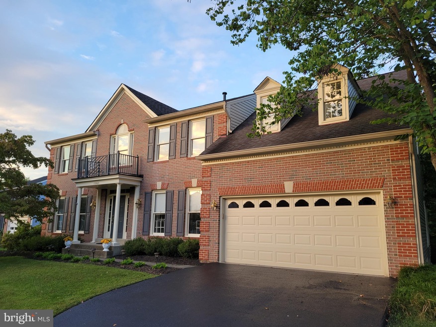 13565 Melville Ln, Chantilly, VA 20151 - photo 1