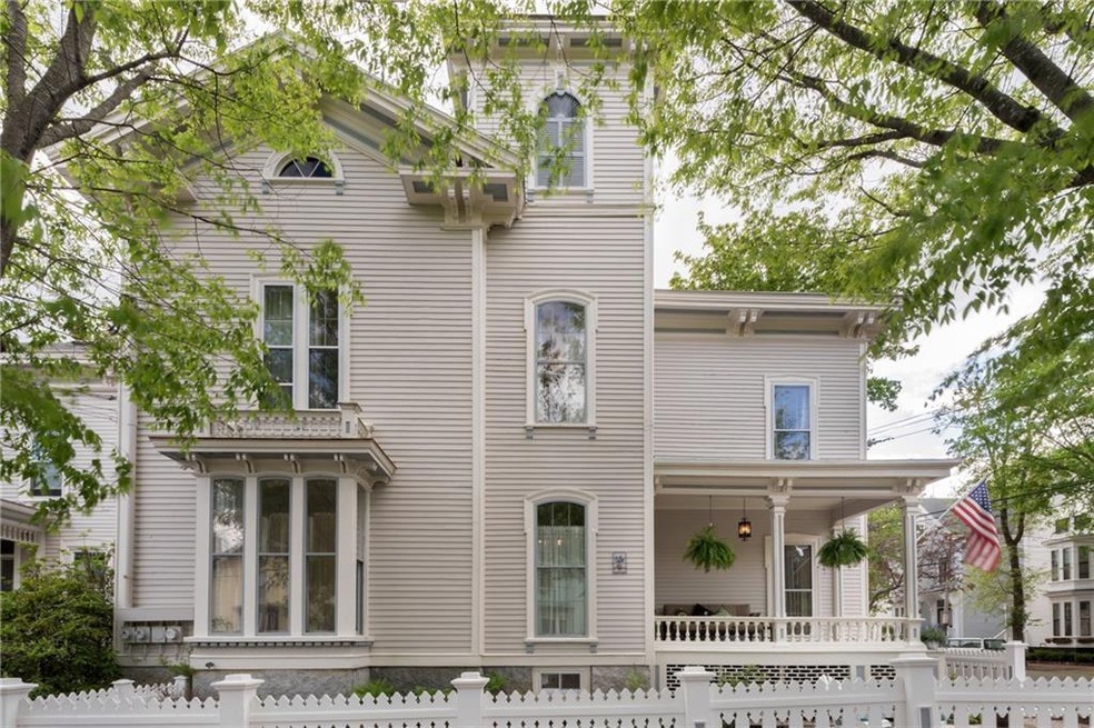 310 Spring St unit 1, Portland, ME 04102 - photo 1