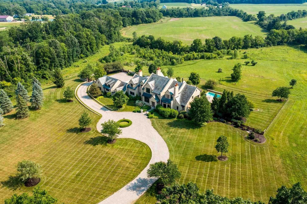 9456 S 700 E-92, Roanoke, IN 46783 - photo 1