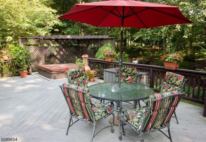 6 Lauriel Ct, Warren, NJ 07059 - photo 1