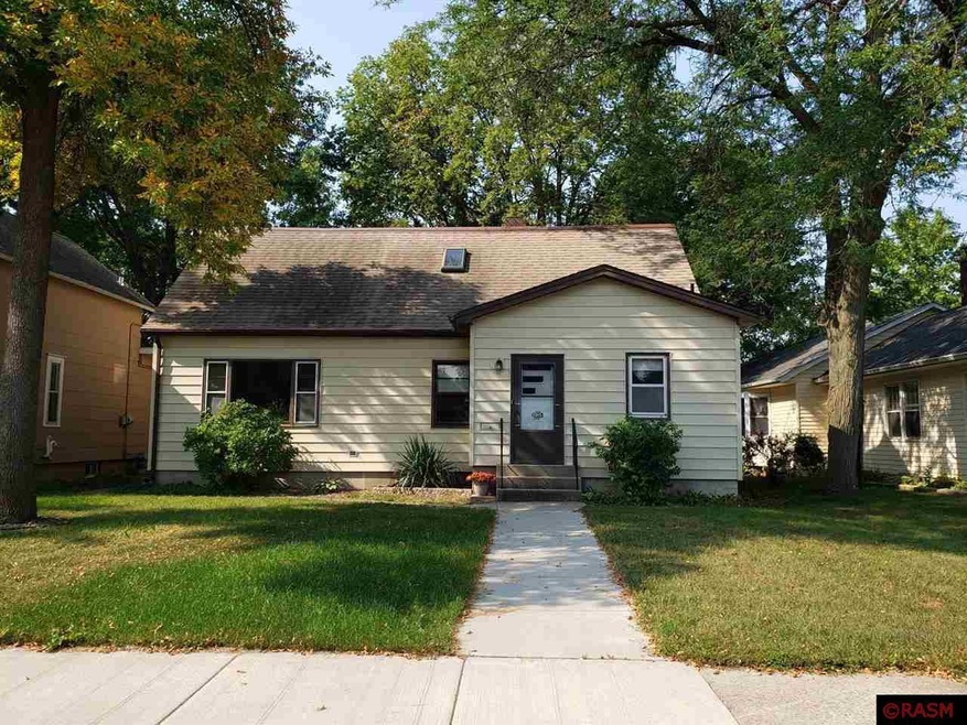 1315 N German St, New Ulm, MN 56073 - photo 1