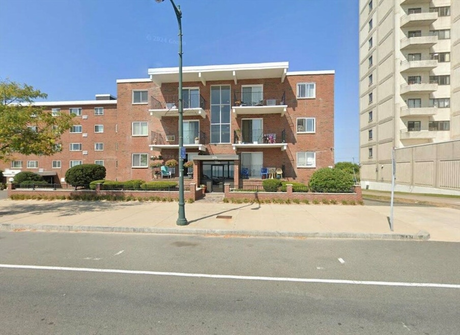 505 Revere Beach Blvd unit 104, Revere, MA 02151 - photo 1
