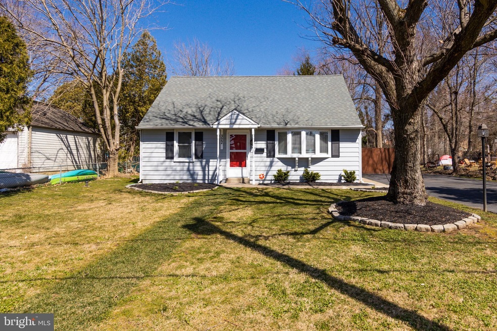 322 Woodbine Ave, Feasterville Trevose, PA 19053 - photo 1