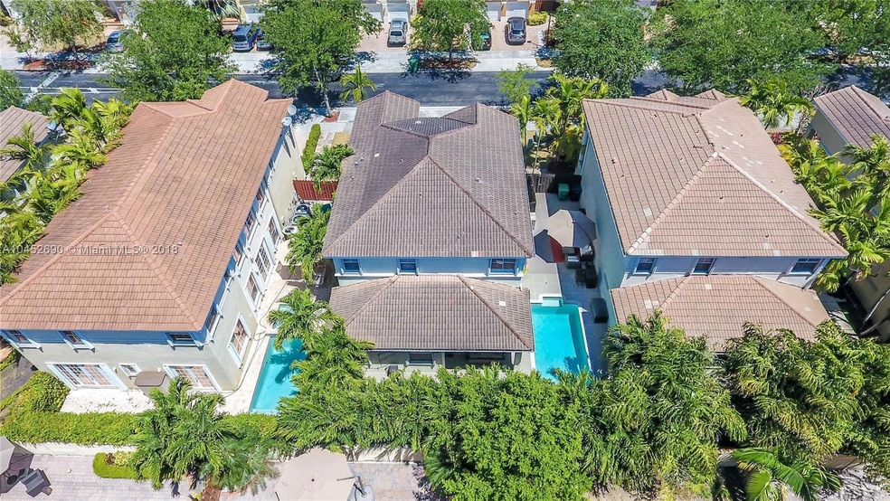 11260 NW 46th Ln, Doral, FL 33178 - photo 1