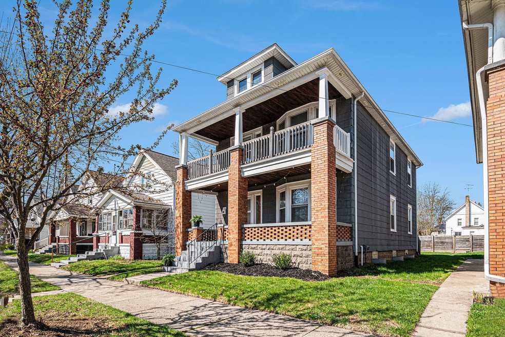 1337 Davis