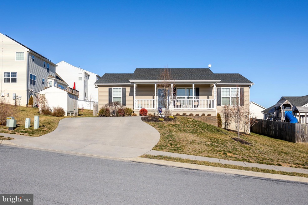 191 Aden Dr, Strasburg, VA 22657 - photo 1