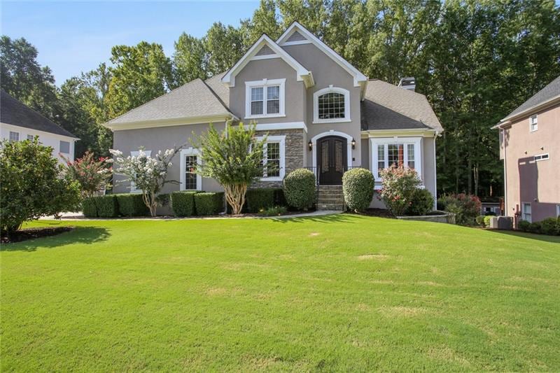 1115 Jennifer Oaks Dr, Alpharetta, GA 30004 - photo 1