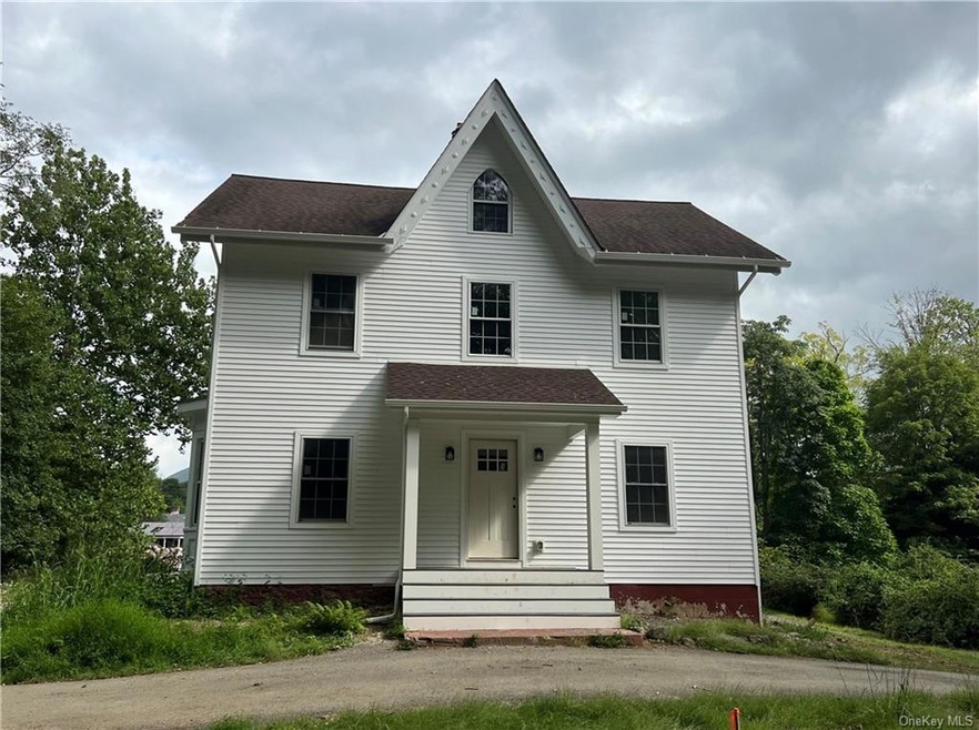 147 Main St unit 2, Cornwall, NY 12518 - photo 1