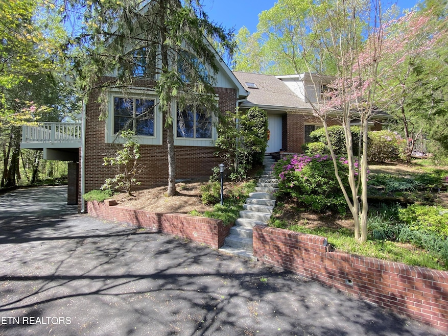 Front of House 10