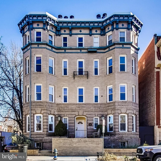 1815 18th St NW unit 301, Washington, DC 20009 - photo 1