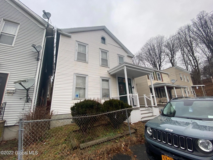 6 Mechanic St, Troy, NY 12180 - photo 1