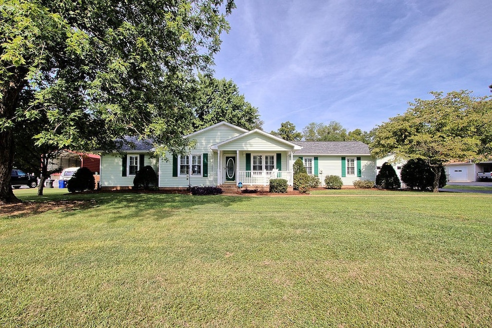 6007 Criddle Dr, Columbia, TN 38401 - photo 1