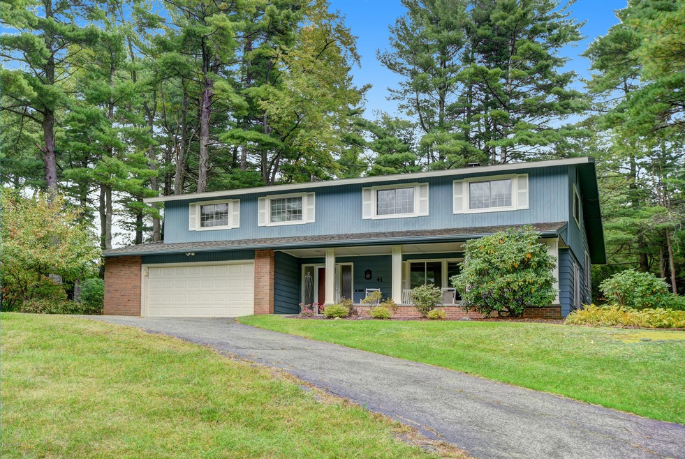 41 Leroi Dr, Pittsfield, MA 01201 - photo 1