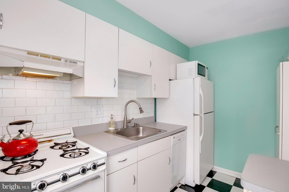 1406 Belle View Blvd unit A1, Alexandria, VA 22307 - photo 1