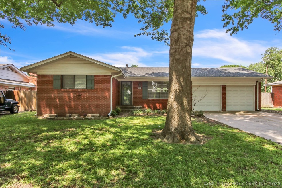 1708 S 1st St, Broken Arrow, OK 74012 - photo 1