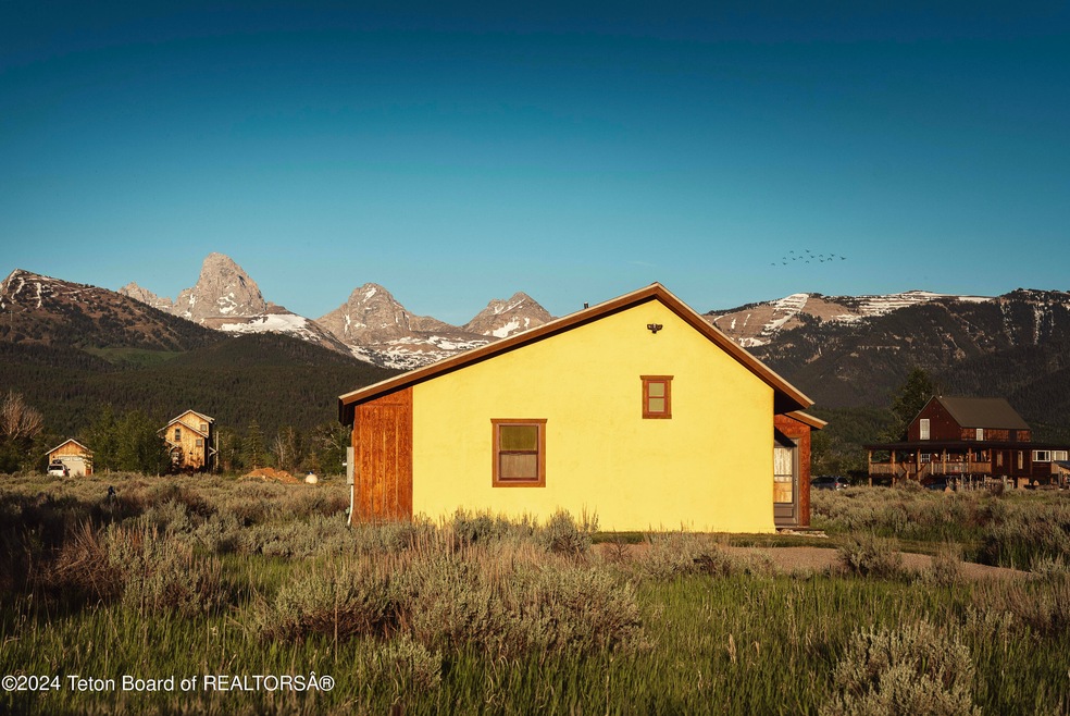 01 exterior teton (2)