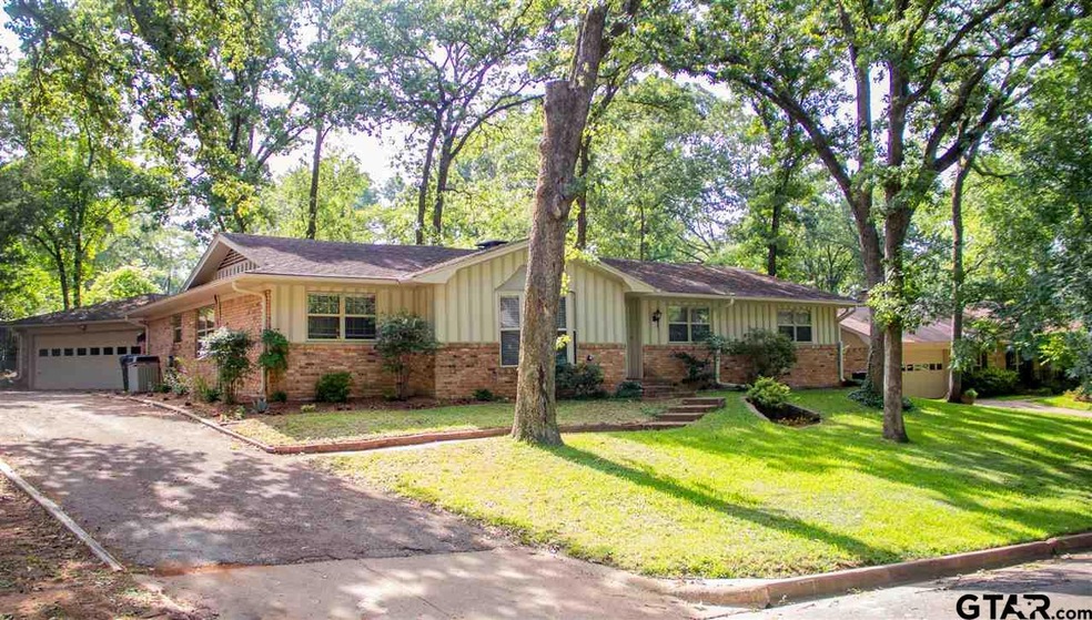 3116 3116 S Cameron, Tyler, TX 75701 - photo 1