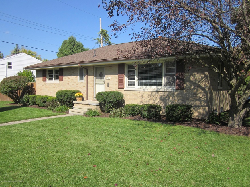 2010 Loraine Ave, Lansing, MI 48910 - photo 1