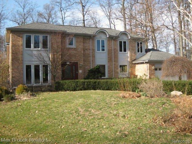 PRIVATE WOODED GOLF COURSE LOT