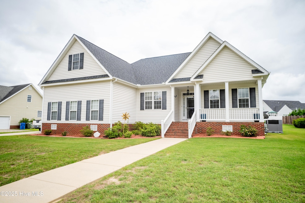 Sold $385,000