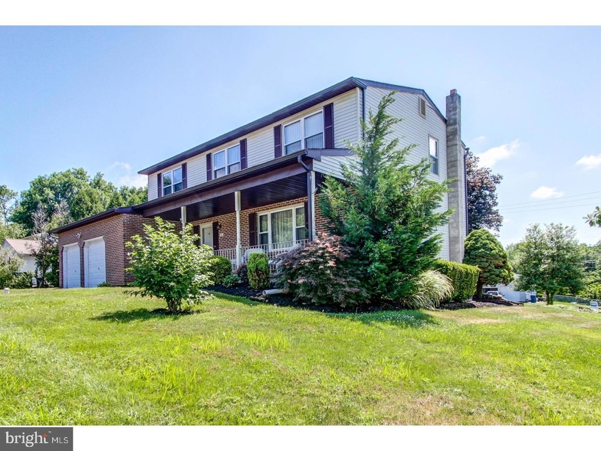 1801 Dutchmans Cir, Harleysville, PA 19438 - photo 1