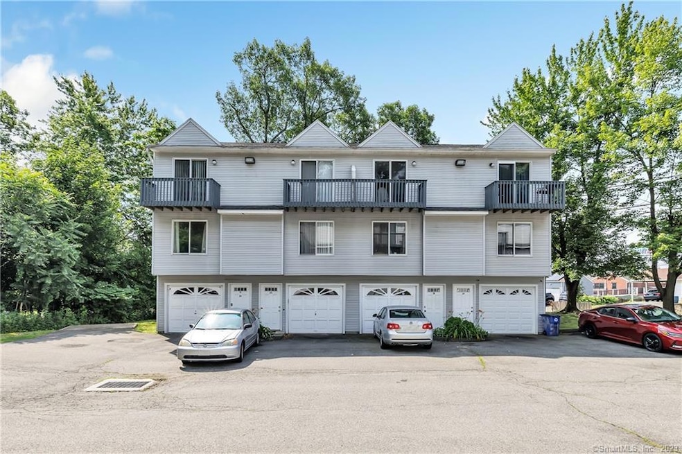 31 Meloy Rd unit 2D, West Haven, CT 06516 - photo 1