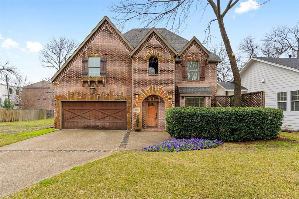 2615 Madera St, Dallas, TX 75206 - photo 1