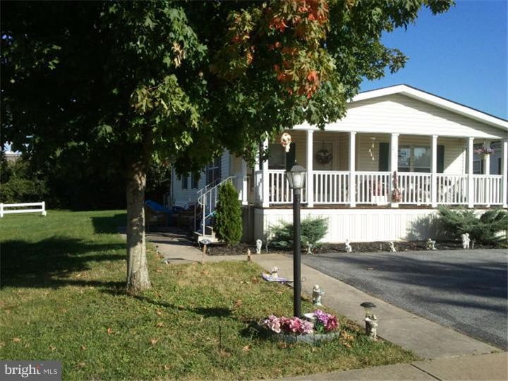 216 Horseshoe Dr, Garnet Valley, PA 19060 - photo 1