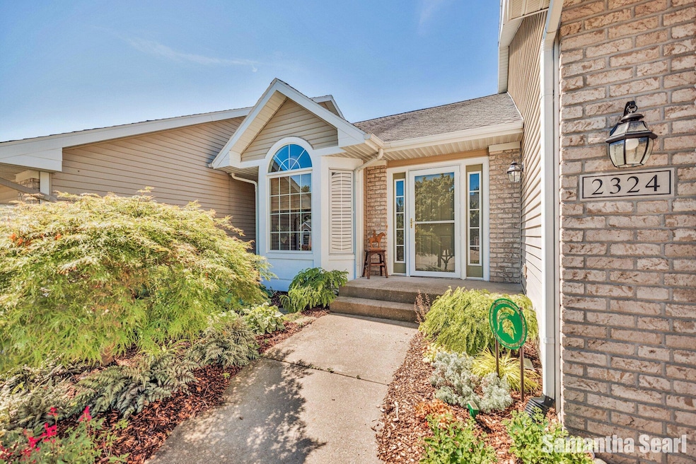 2324 Whimbrel Ct NE, Grand Rapids, MI 49505 - photo 1