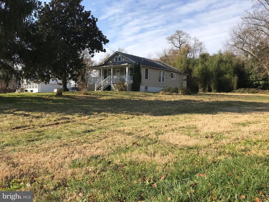 1317 Old Piscataway Rd, Fort Washington, MD 20744 - photo 1