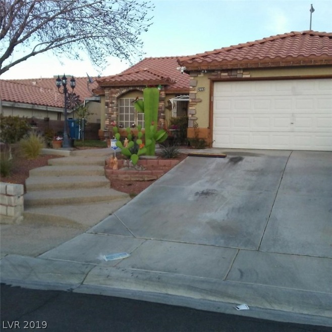 2682 Holy Cross Dr, Las Vegas, NV 89156 - photo 1