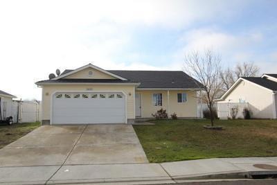 3860 Avenue E, White City, OR 97503 - photo 1