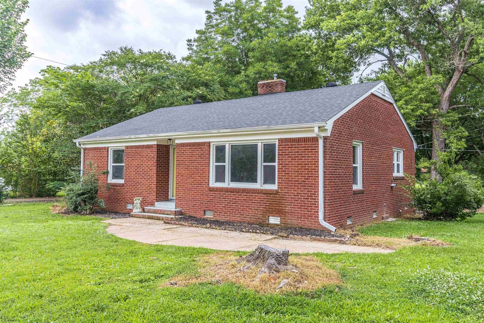 212 N Maple St, Adamsville, TN 38310 - photo 1