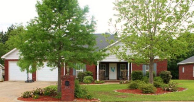 245 Lighthouse Dr, Dothan, AL 36305 - photo 1