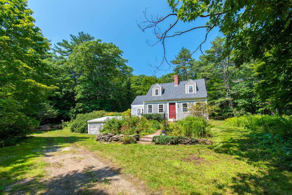 40 Lower Flying Point Rd, Freeport, ME 04032 - photo 1